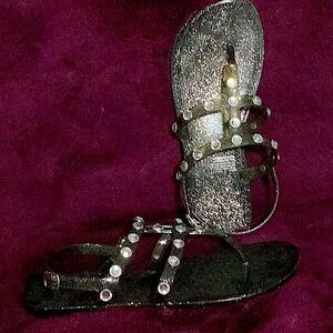Black and silver jelly sandals